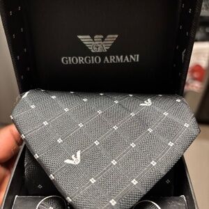 Giorgio Armani Black Silk Tie & Cufflink Set New w/o Tags Men’s Luxury Access